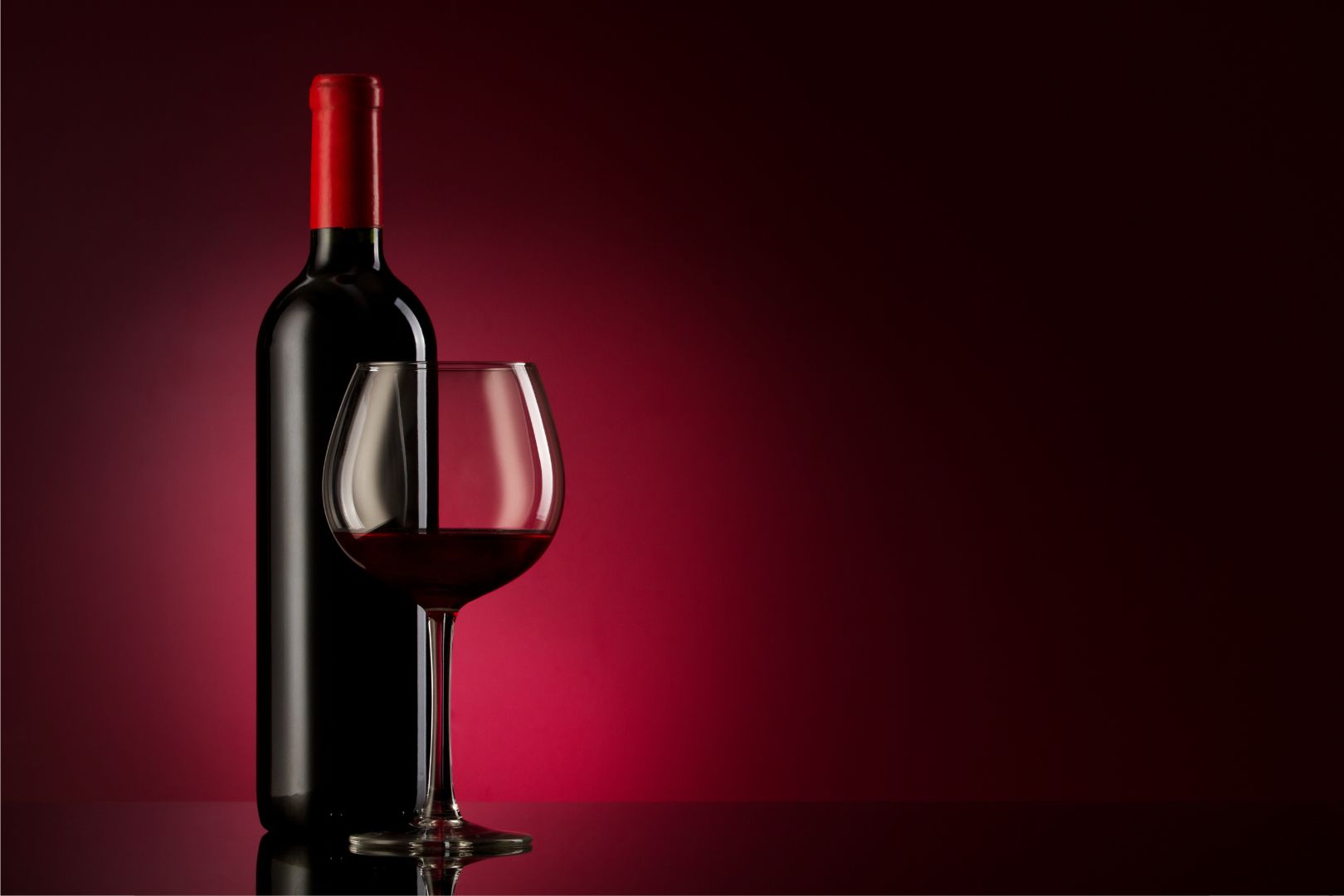 beneficios de receber vinhos em casa